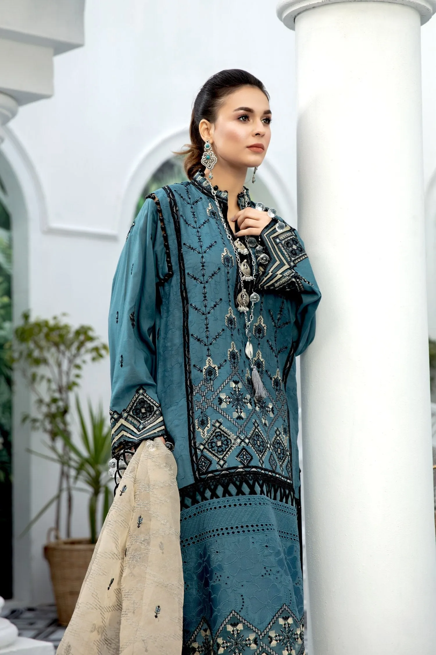 Adan's Libas Schiffli Embroidered Lawn Collection – High Rise