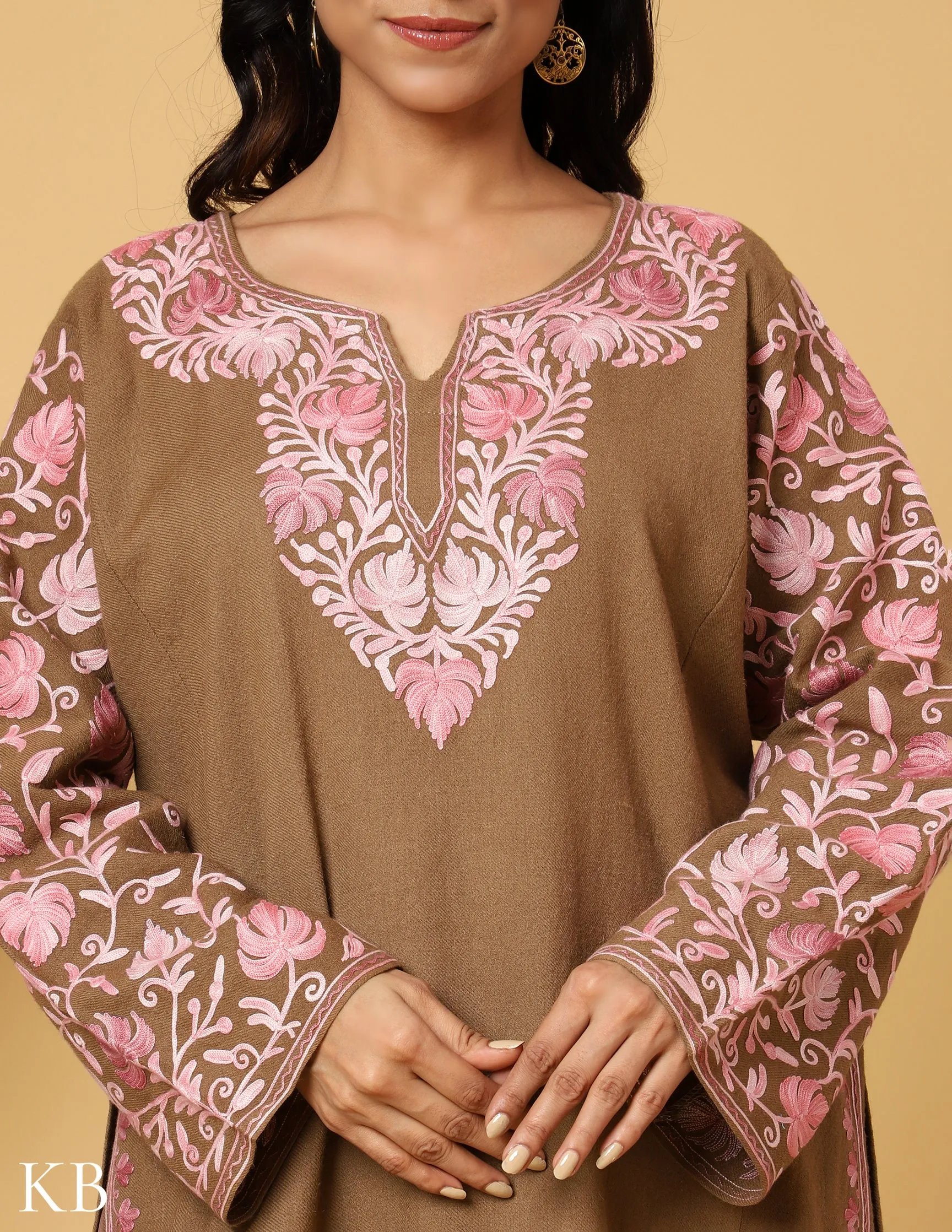 Beige Bliss Aari Embroidered Pure Wool Phiran