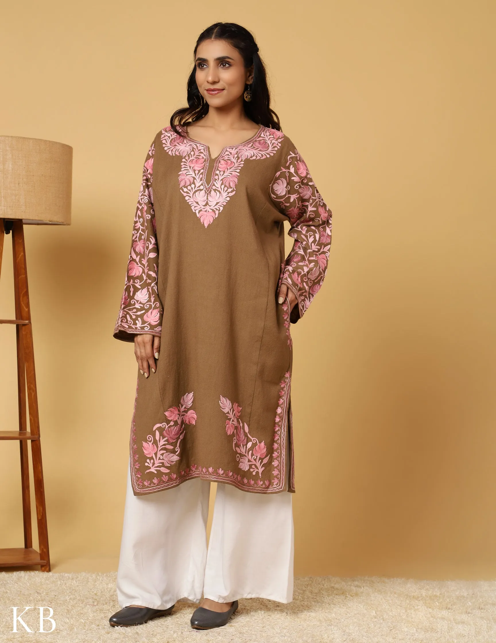 Beige Bliss Aari Embroidered Pure Wool Phiran
