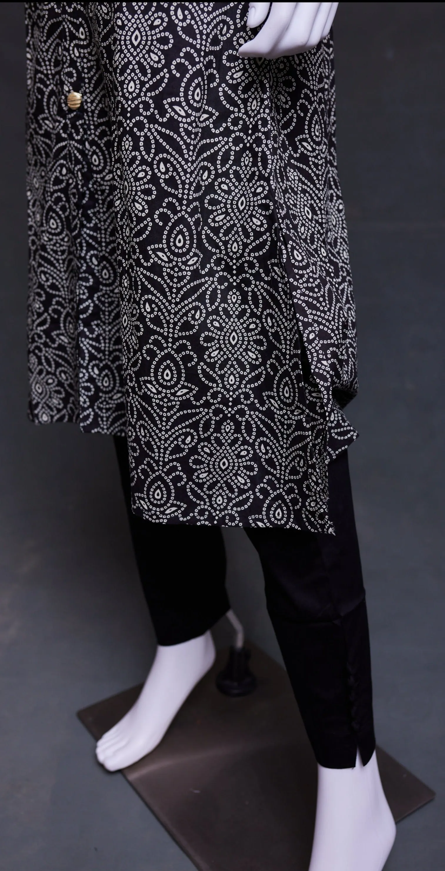 Black Bandini Straight Kurti