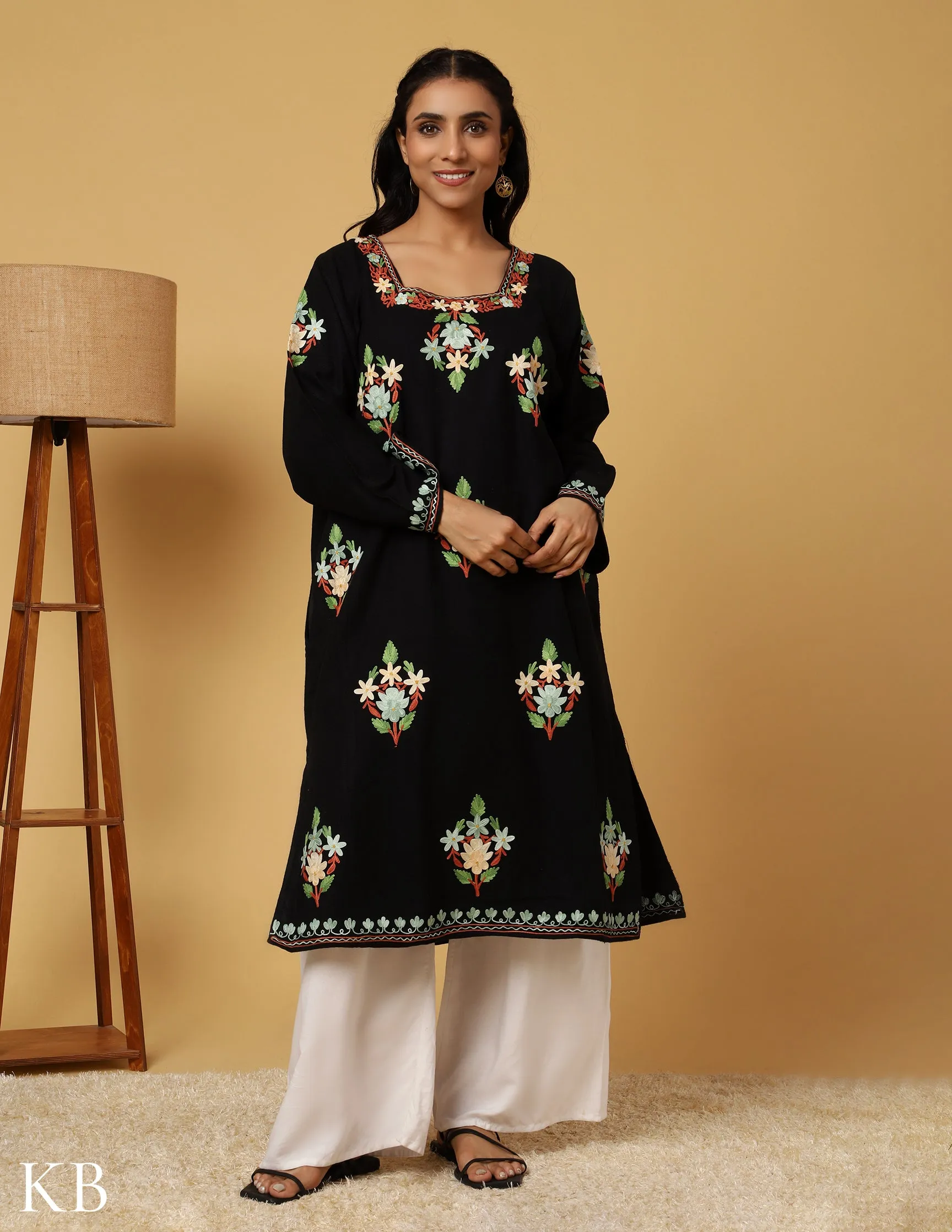 Charcoal Black Aari Embroidered Cashmilon Phiran