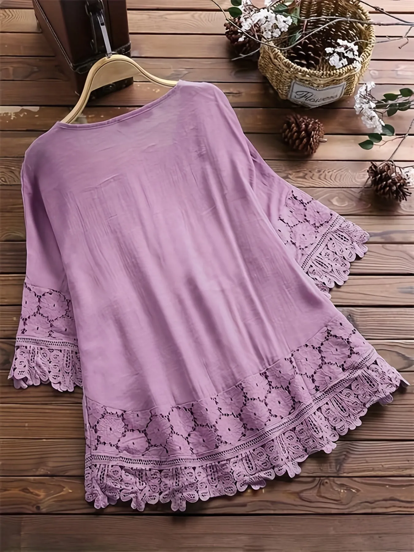 Elegant Floral Applique Lace Blouse for Plus Size Women
