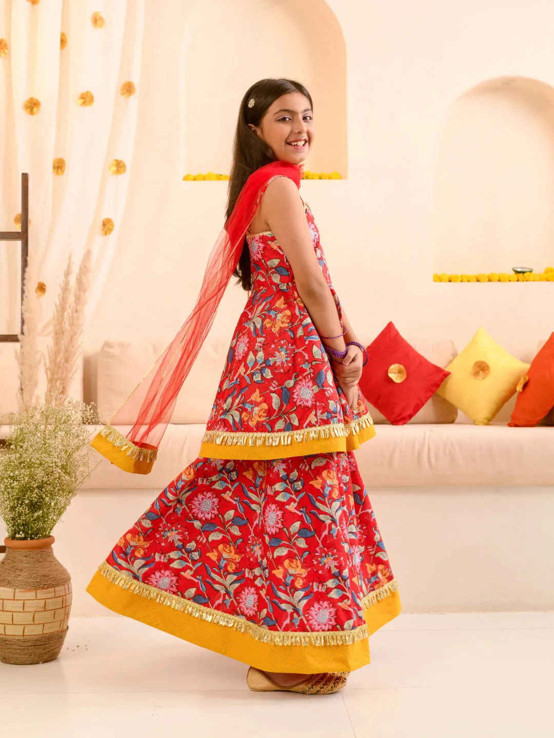Girls Red Floral Printed Pure Cotton A-Line Kurta With Palazzos Dupatta