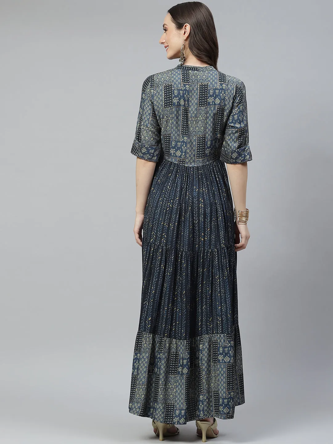 Women Blue Muslin Tiered With Gathered Kurta