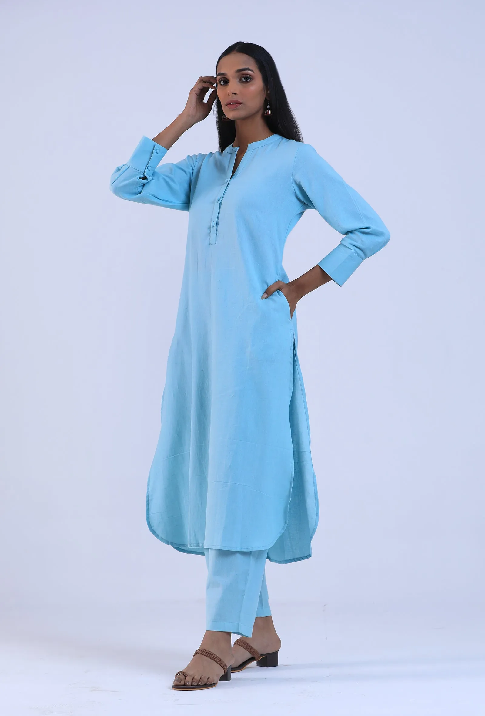 Women Blue V-Neck Cotton Kurta